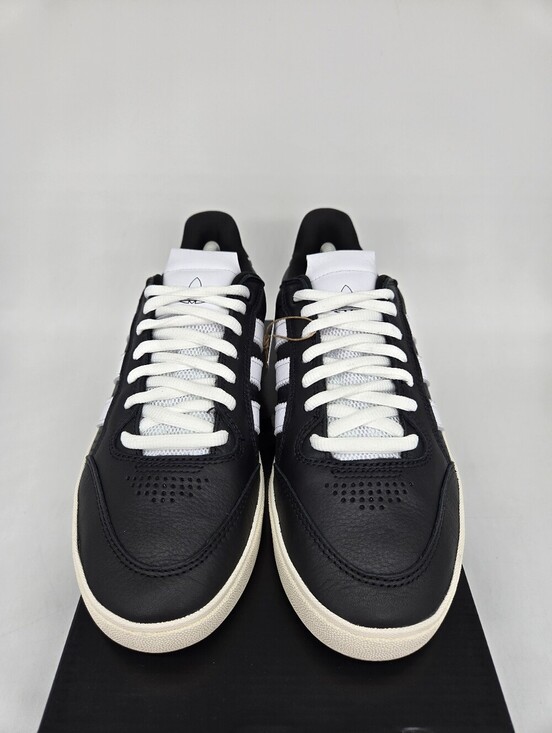 adidas Men\'s Tyshawn Low JQ1137 Core Black Cloud White Shoes Size 9 main image 6
